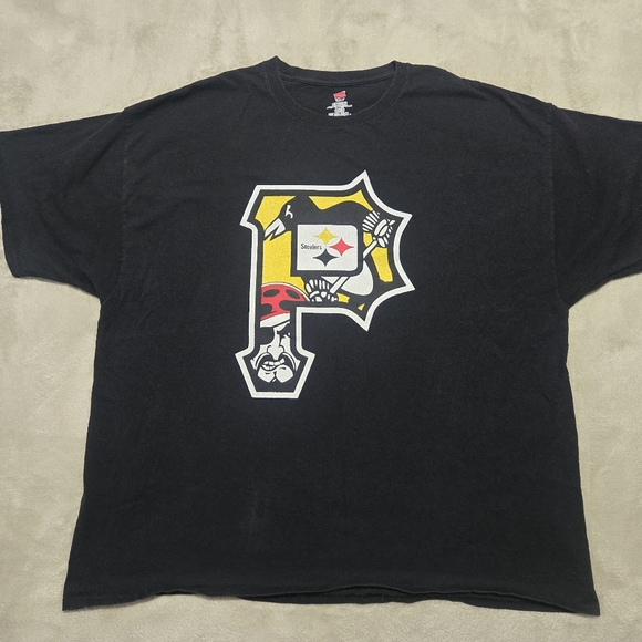 Pittsburgh Pro Sports T-Shirt Mens Sz 3XL Steelers Penquins Pirates NFL NHL MLB - Picture 2 of 5